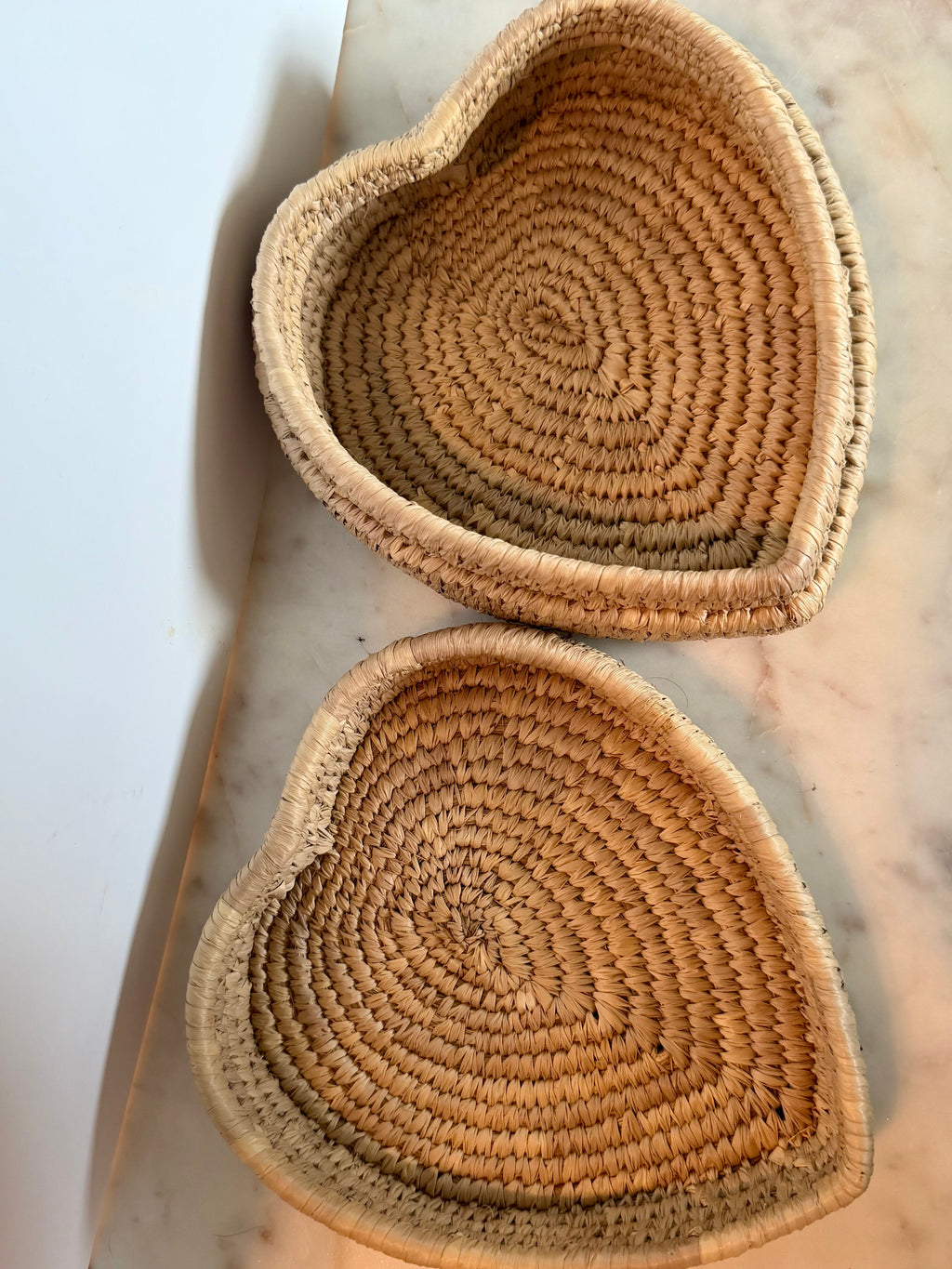 Heart-Shaped Woven Seagrass Basket with Lid