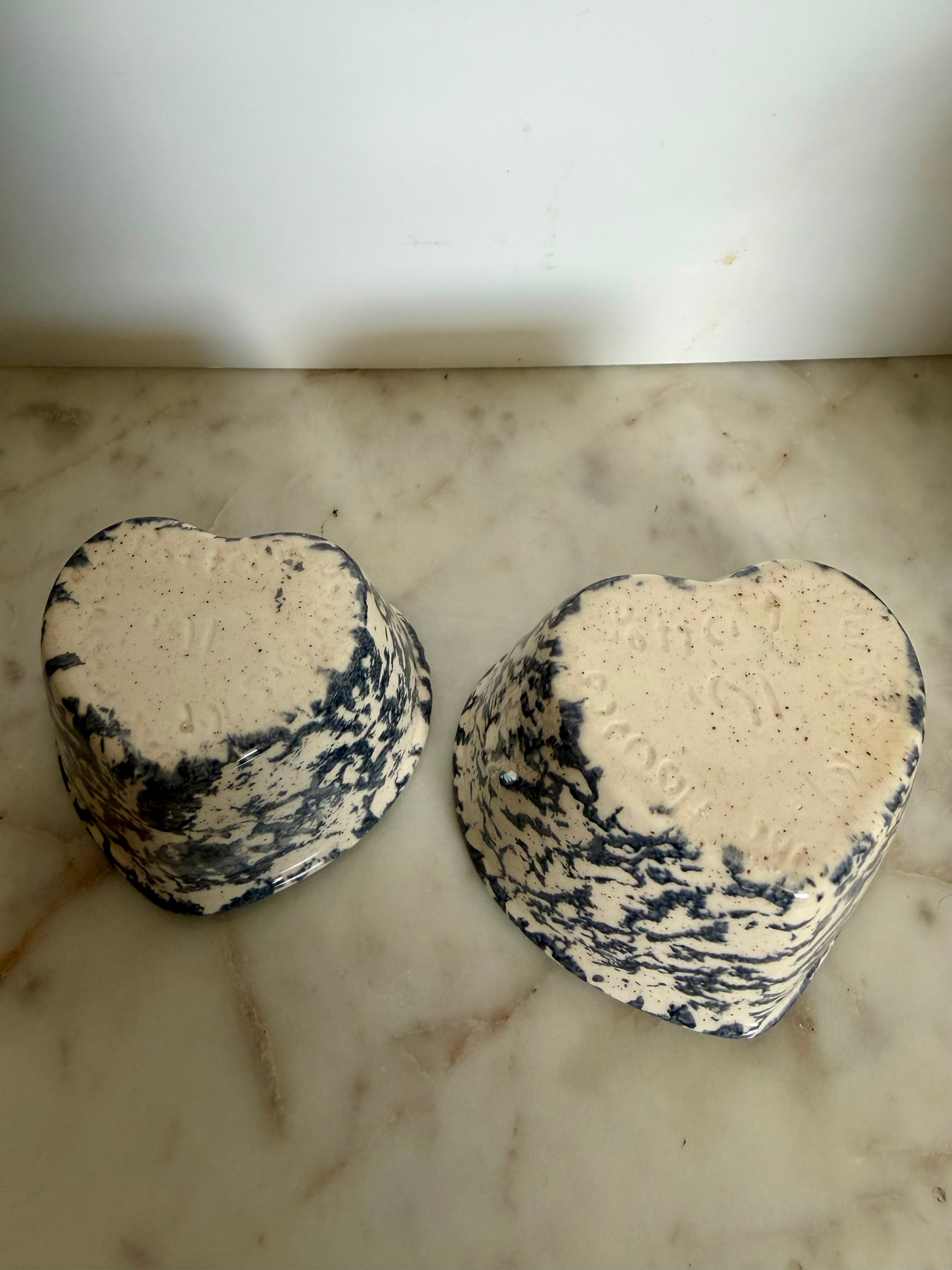 Spongeware Heart Bowl Set of 2 – Navy & Cream